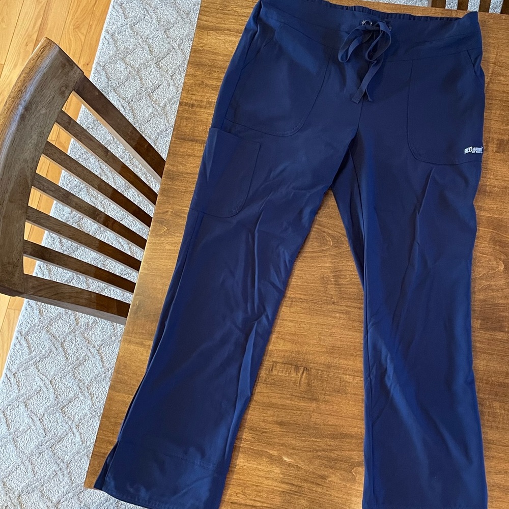 NWOT women’s Grey’s Anatomy pant.